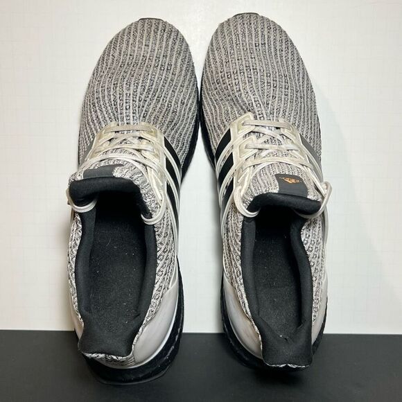 Mens ADIDAS Ultra Boost 4.0 DNA Oreo Athletic Shoes / Size 12 - Picture 5 of 9